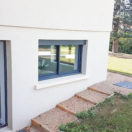 Le Petit Castel, Portes De Lyon Chazay-d'Azergues Extérieur photo